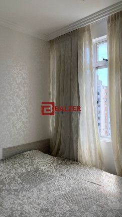 Imagem Apartamento com 2 Quartos à Venda, 72 m² em Centro - Florianópolis Imagem Apartamento com 2 Quartos à Venda, 72 m² em Centro - Florianópolis