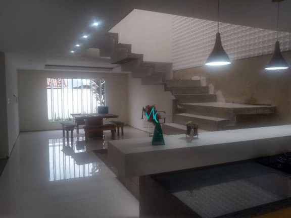 Imagem Casa com 3 Quartos à Venda, 229 m² em Cosmos - Rio De Janeiro Imagem Casa com 3 Quartos à Venda, 229 m² em Cosmos - Rio De Janeiro