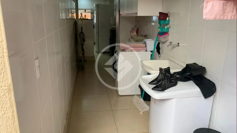Imagem Casa com 3 Quartos à Venda, 247 m² em Setor Coimbra - Goiânia Imagem Casa com 3 Quartos à Venda, 247 m² em Setor Coimbra - Goiânia