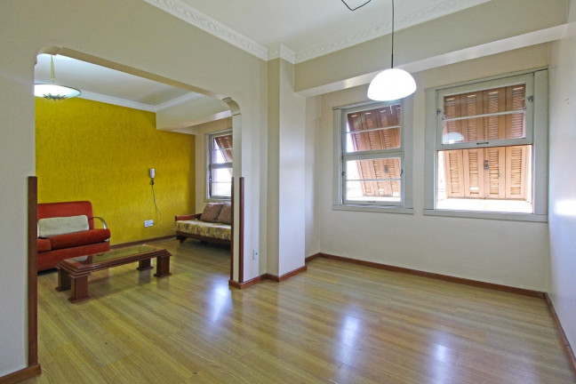 Imagem Apartamento com 2 Quartos à Venda, 86 m² em Floresta - Porto Alegre
