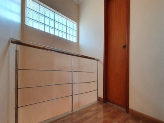 Imagem Casa com 3 Quartos à Venda, 203 m² em Parque Da Matriz - Cachoeirinha Imagem Casa com 3 Quartos à Venda, 203 m² em Parque Da Matriz - Cachoeirinha