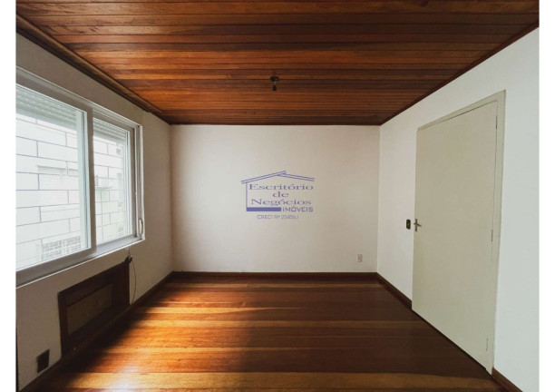 Imagem Imóvel com 3 Quartos à Venda, 68 m² em Camaquã - Porto Alegre