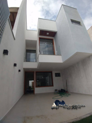 Casa com 3 Quartos à Venda, 120 m² em Residencial Bethânia - Santana Do Paraíso