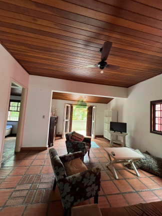 Casa com 4 Quartos à Venda, 182 m² em Barra Da Lagoa - Ubatuba