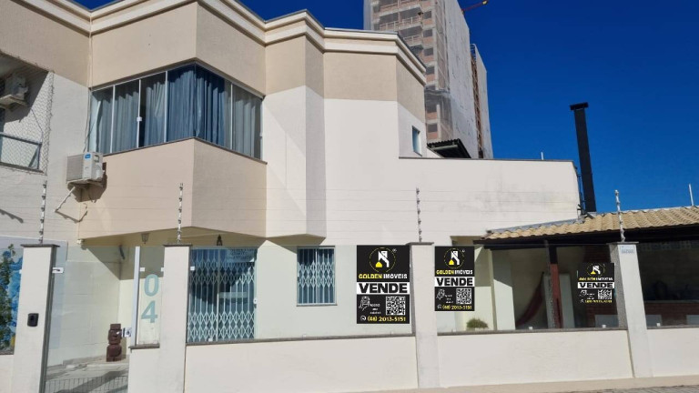 Casa com 2 Quartos à Venda, 124 m² em Balneário Perequê - Porto Belo