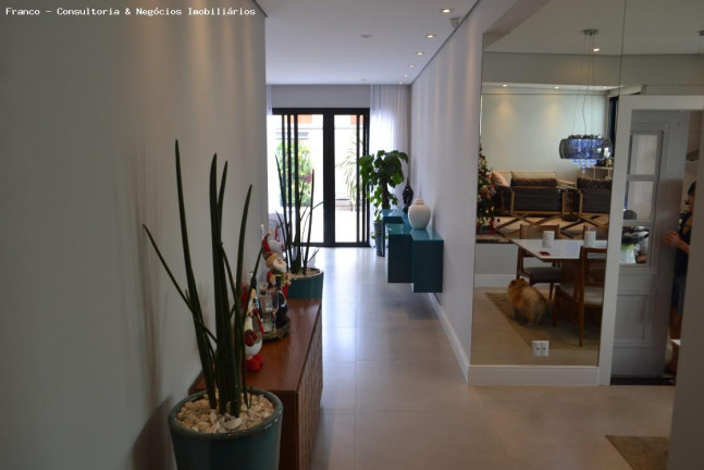 Imagem Casa de Condomínio com 3 Quartos à Venda, 250 m² em Alphaville - Santana De Parnaíba Imagem Casa de Condomínio com 3 Quartos à Venda, 250 m² em Alphaville - Santana De Parnaíba