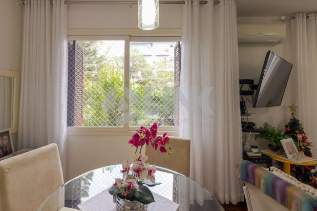 Imagem Apartamento com 2 Quartos à Venda, 65 m² em Petrópolis - Porto Alegre