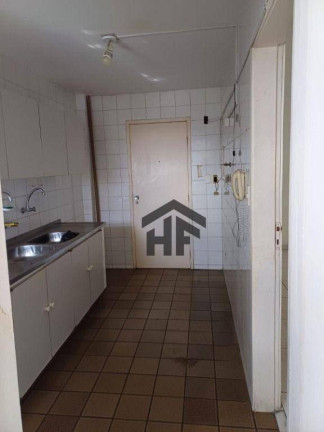 Imagem Apartamento com 3 Quartos à Venda, 140 m² em Torre - Recife