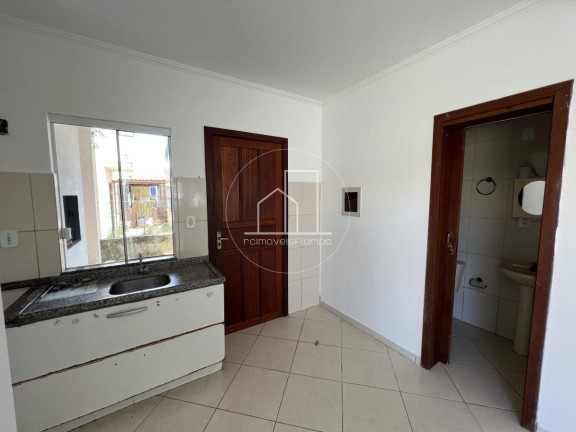 Imagem Casa com 3 Quartos à Venda, 230 m² em São João Do Rio Vermelho - Florianópolis Imagem Casa com 3 Quartos à Venda, 230 m² em São João Do Rio Vermelho - Florianópolis