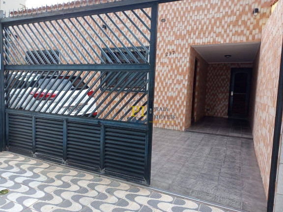 Casa com 2 Quartos à Venda, 210 m² em Vila Guilhermina - Praia Grande