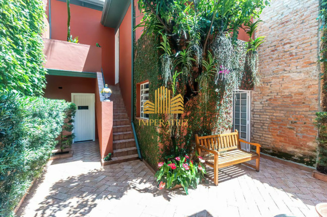 Imagem Casa para Alugar, em Pinheiros - São Paulo Imagem Casa para Alugar, em Pinheiros - São Paulo