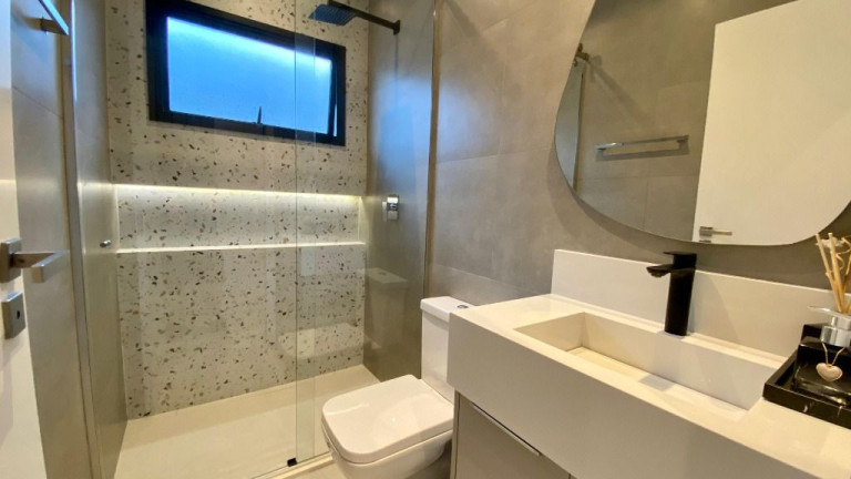 Imagem Casa com 7 Quartos à Venda, 380 m² em Riviera Módulo 16 - Bertioga Imagem Casa com 7 Quartos à Venda, 380 m² em Riviera Módulo 16 - Bertioga