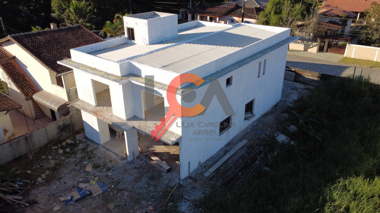 Imagem Sobrado com 4 Quartos à Venda, 281 m² em Mar Verde - Caraguatatuba Imagem Sobrado com 4 Quartos à Venda, 281 m² em Mar Verde - Caraguatatuba