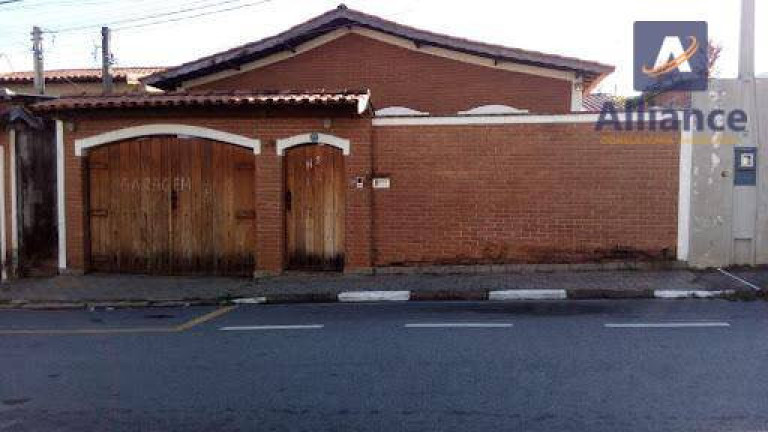 Casa com 3 Quartos à Venda, 143 m² em Santo Antônio - Louveira