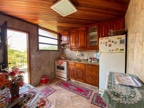 Imagem Casa com 5 Quartos à Venda, 250 m² em Iucas - Teresópolis Imagem Casa com 5 Quartos à Venda, 250 m² em Iucas - Teresópolis