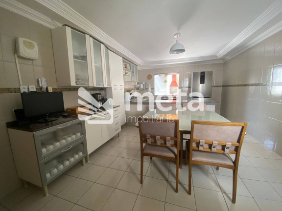 Imagem Casa com 3 Quartos à Venda, 250 m² em Vila Eduardo - Petrolina Imagem Casa com 3 Quartos à Venda, 250 m² em Vila Eduardo - Petrolina