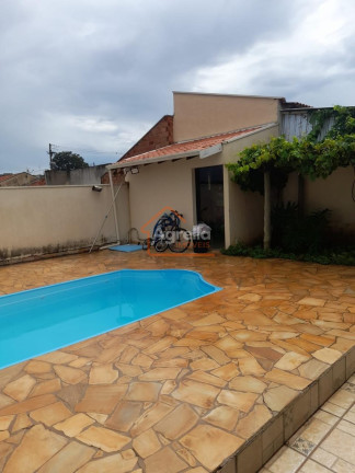Imagem Casa com 2 Quartos à Venda, 125 m² em Jardim Quartieri - Mogi Mirim Imagem Casa com 2 Quartos à Venda, 125 m² em Jardim Quartieri - Mogi Mirim