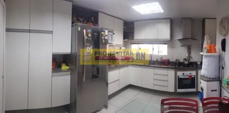 Imagem Casa de Condomínio com 3 Quartos à Venda, 123 m² em Candelária - Natal