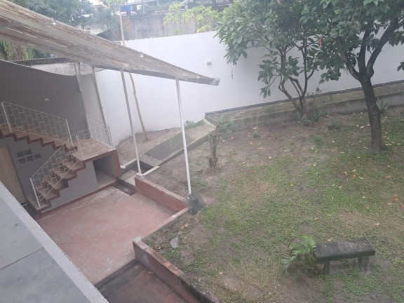 Imagem Casa com 3 Quartos à Venda, 600 m² em Campo Grande - Rio De Janeiro