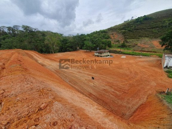 Terreno à Venda, 30.000 m² em Jaqueira - Piraí