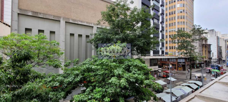 Imagem Sala Comercial à Venda ou Locação, 27 m² em Centro - Rio De Janeiro Imagem Sala Comercial à Venda ou Locação, 27 m² em Centro - Rio De Janeiro