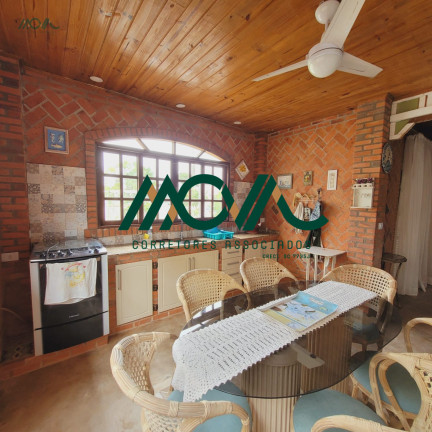 Imagem Casa com 3 Quartos à Venda, 118 m² em Brandalize - Itapoá