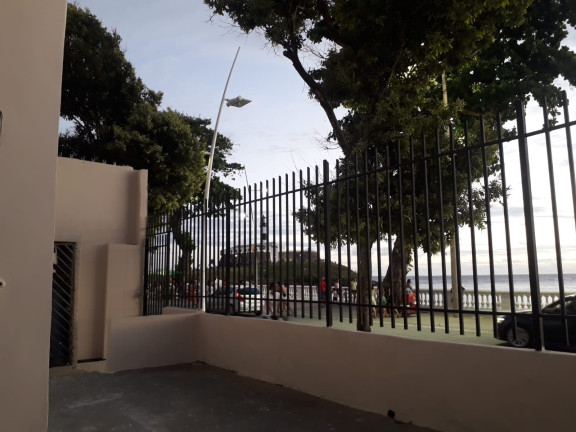 Imagem Sobrado com 6 Quartos à Venda,  em Barra - Salvador