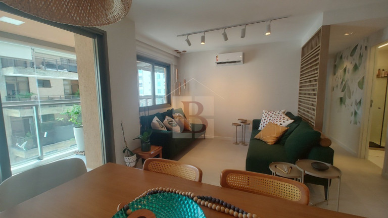 Imagem Imóvel com 3 Quartos à Venda, 94 m² em Icaraí - Niterói Imagem Imóvel com 3 Quartos à Venda, 94 m² em Icaraí - Niterói