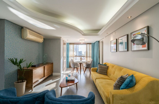 Imagem Imóvel com 3 Quartos à Venda, 238 m² em Menino Deus - Porto Alegre Imagem Imóvel com 3 Quartos à Venda, 238 m² em Menino Deus - Porto Alegre