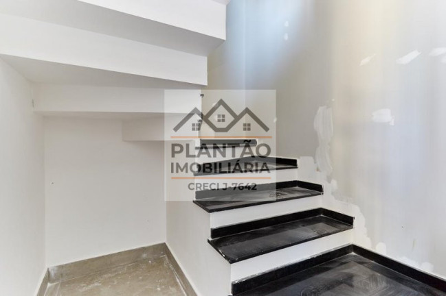 Imagem Sobrado com 3 Quartos à Venda, 137 m² em Boa Vista - Curitiba