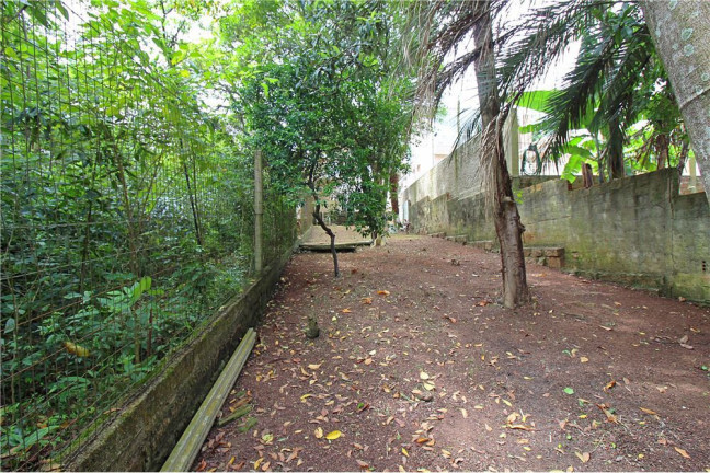 Imagem Casa com 3 Quartos à Venda, 198 m² em Medianeira - Porto Alegre Imagem Casa com 3 Quartos à Venda, 198 m² em Medianeira - Porto Alegre