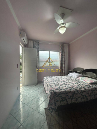 Imagem Apartamento com 8 Quartos à Venda, 348 m² em Centro - Penha Imagem Apartamento com 8 Quartos à Venda, 348 m² em Centro - Penha