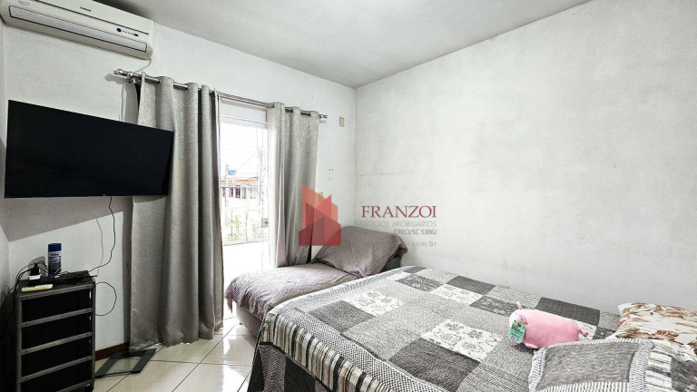 Imagem Sobrado com 2 Quartos à Venda, 100 m² em Cordeiros - Itajaí