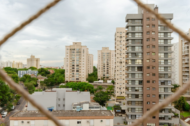 Imagem Imóvel com 2 Quartos à Venda, 72 m² em Passo Da Areia - Porto Alegre Imagem Imóvel com 2 Quartos à Venda, 72 m² em Passo Da Areia - Porto Alegre