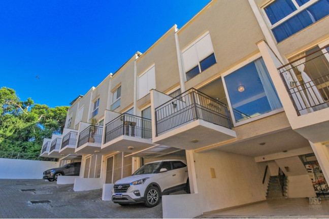 Imagem Casa com 3 Quartos à Venda, 153 m² em Vila Conceição - Porto Alegre