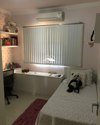 Imagem Casa com 3 Quartos à Venda, 200 m² em Jardim América - Maringá