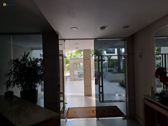 Imagem Apartamento com 2 Quartos à Venda, 98 m² em Centro - Florianópolis Imagem Apartamento com 2 Quartos à Venda, 98 m² em Centro - Florianópolis