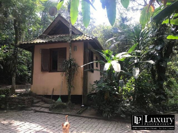 Imagem Casa com 3 Quartos à Venda, em Camburi - São Sebastião Imagem Casa com 3 Quartos à Venda, em Camburi - São Sebastião