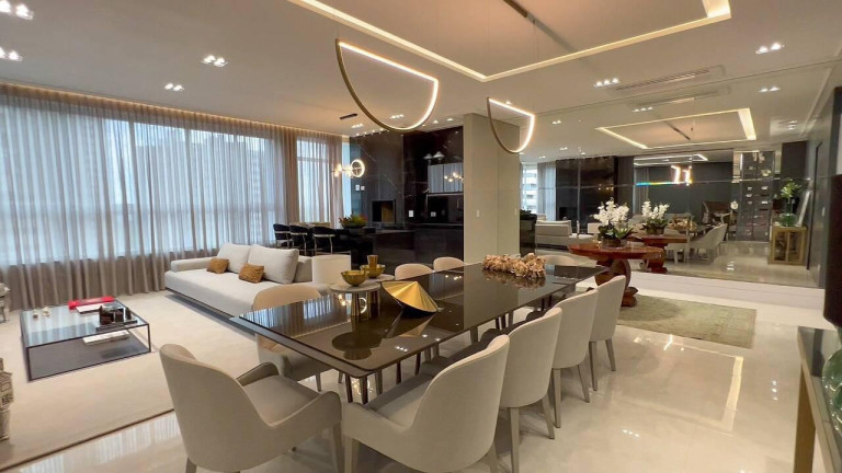 Imagem Apartamento com 4 Quartos à Venda, 245 m² em Centro - Maringá Imagem Apartamento com 4 Quartos à Venda, 245 m² em Centro - Maringá
