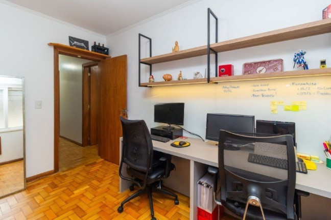 Imagem Apartamento com 3 Quartos à Venda, 93 m² em Petrópolis - Porto Alegre