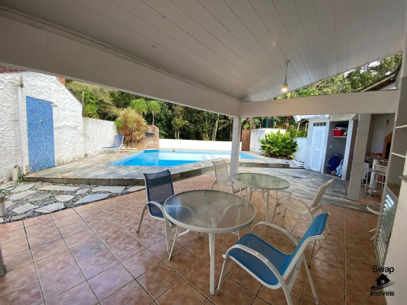 Imagem Casa com 4 Quartos à Venda, em Riviera - Bertioga Imagem Casa com 4 Quartos à Venda, em Riviera - Bertioga