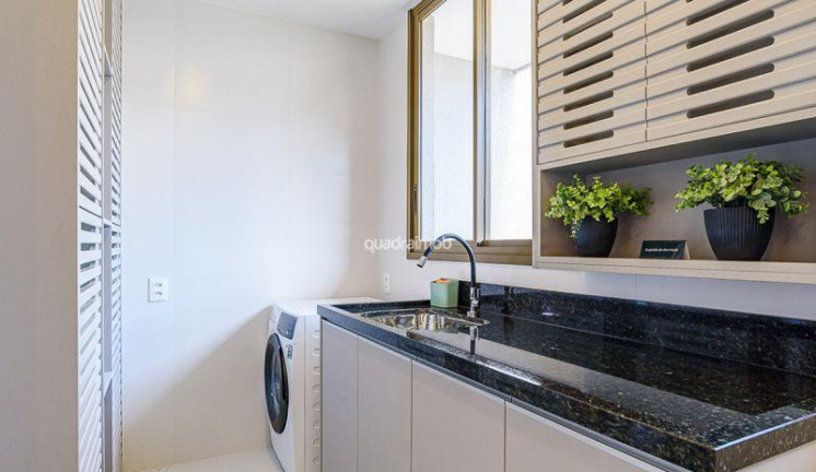 Imagem Apartamento com 3 Quartos à Venda, 223 m² em Noroeste - Brasilia