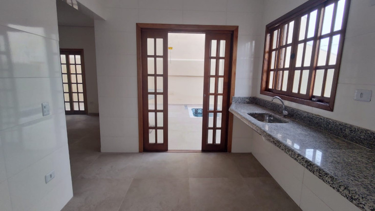 Imagem Imóvel com 3 Quartos à Venda, 87 m² em Balneário Tupy - Itanhaém