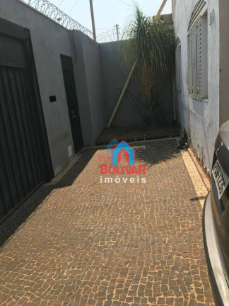 Imagem Casa com 3 Quartos para Alugar, 200 m² em Setor Central - Itumbiara Imagem Casa com 3 Quartos para Alugar, 200 m² em Setor Central - Itumbiara