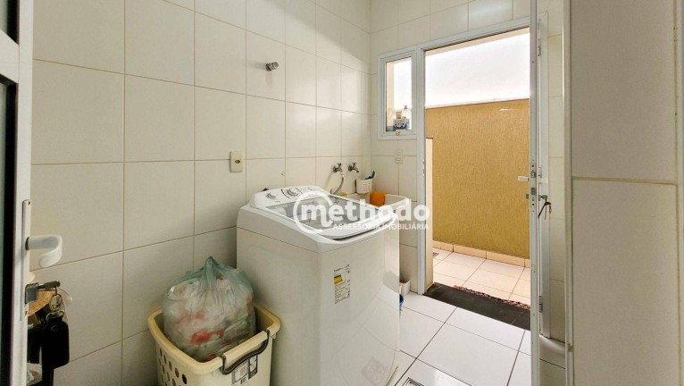 Imagem Casa com 4 Quartos à Venda, 250 m² em Betel - Paulínia Imagem Casa com 4 Quartos à Venda, 250 m² em Betel - Paulínia