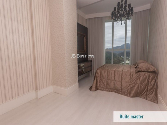 Imagem Imóvel com 4 Quartos à Venda, 265 m² em Centro - Balneário Camboriú Imagem Imóvel com 4 Quartos à Venda, 265 m² em Centro - Balneário Camboriú