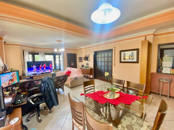 Imagem Casa com 3 Quartos à Venda, 200 m² em Centro - Xangri-la