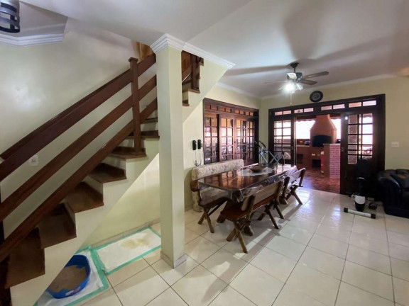 Imagem Imóvel com 4 Quartos à Venda, 270 m² em Jardim Lambreta - Cotia