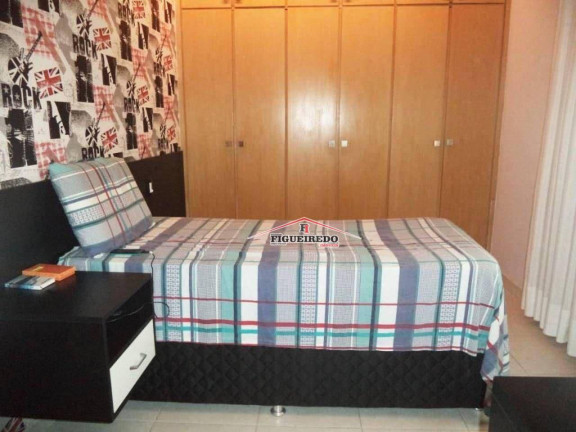 Imagem Casa com 3 Quartos à Venda, 228 m² em Guilhermina - Praia Grande