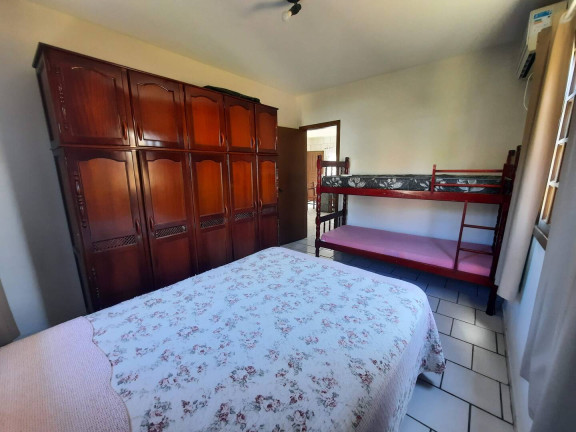 Imagem Casa com 3 Quartos para Temporada,  em José Amandio - Bombinhas